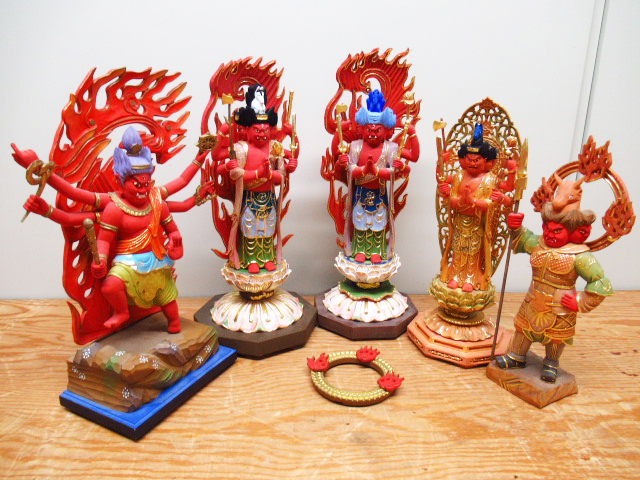 天王仏 仏像 銅器 稀少品 重厚 極細工 限り 工芸品 美術品 置物 仏事 